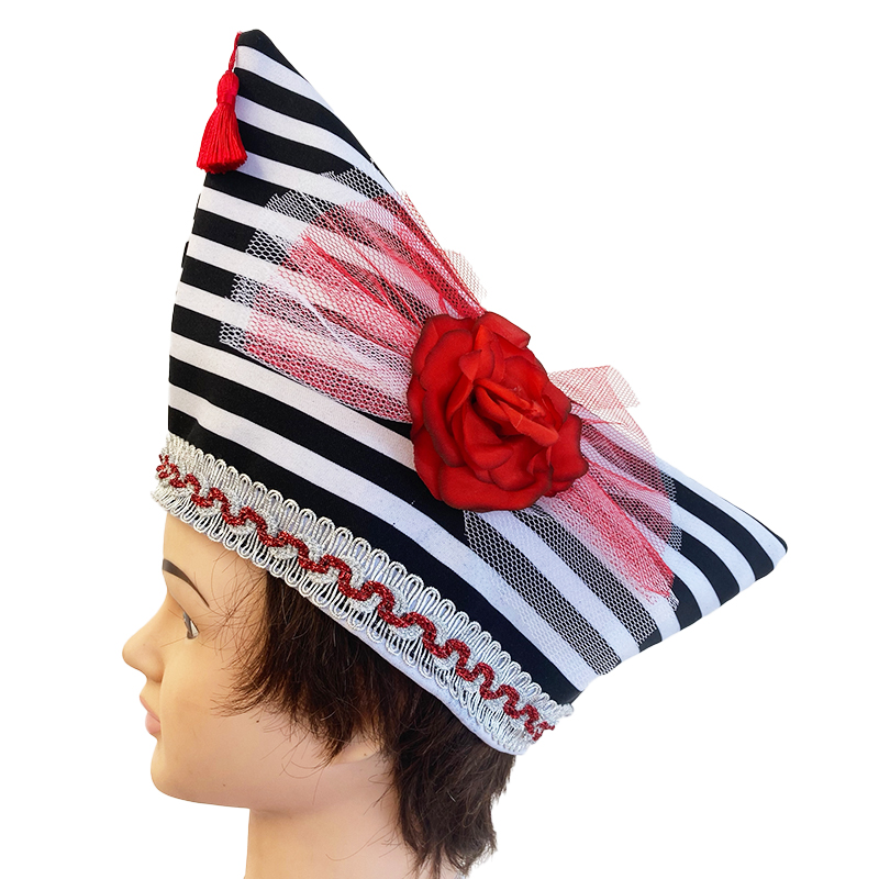 Kappe schwarz-weiß gestreift